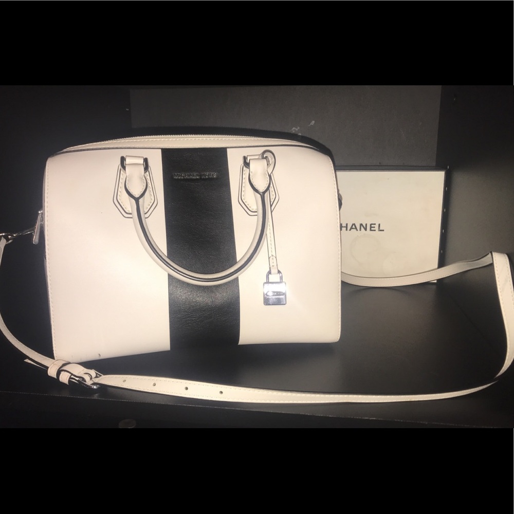 Micheal Kors Bag